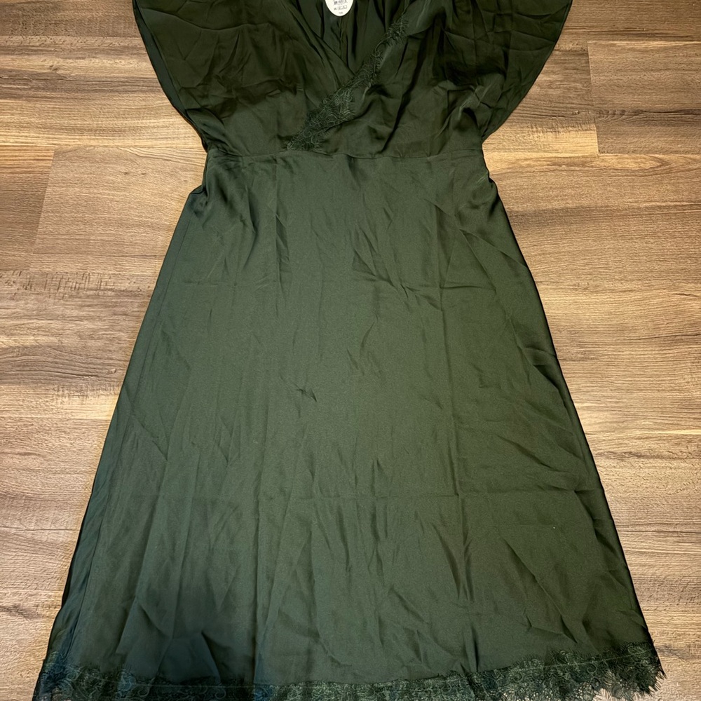 Womens Elegant Green Dress Size Large
